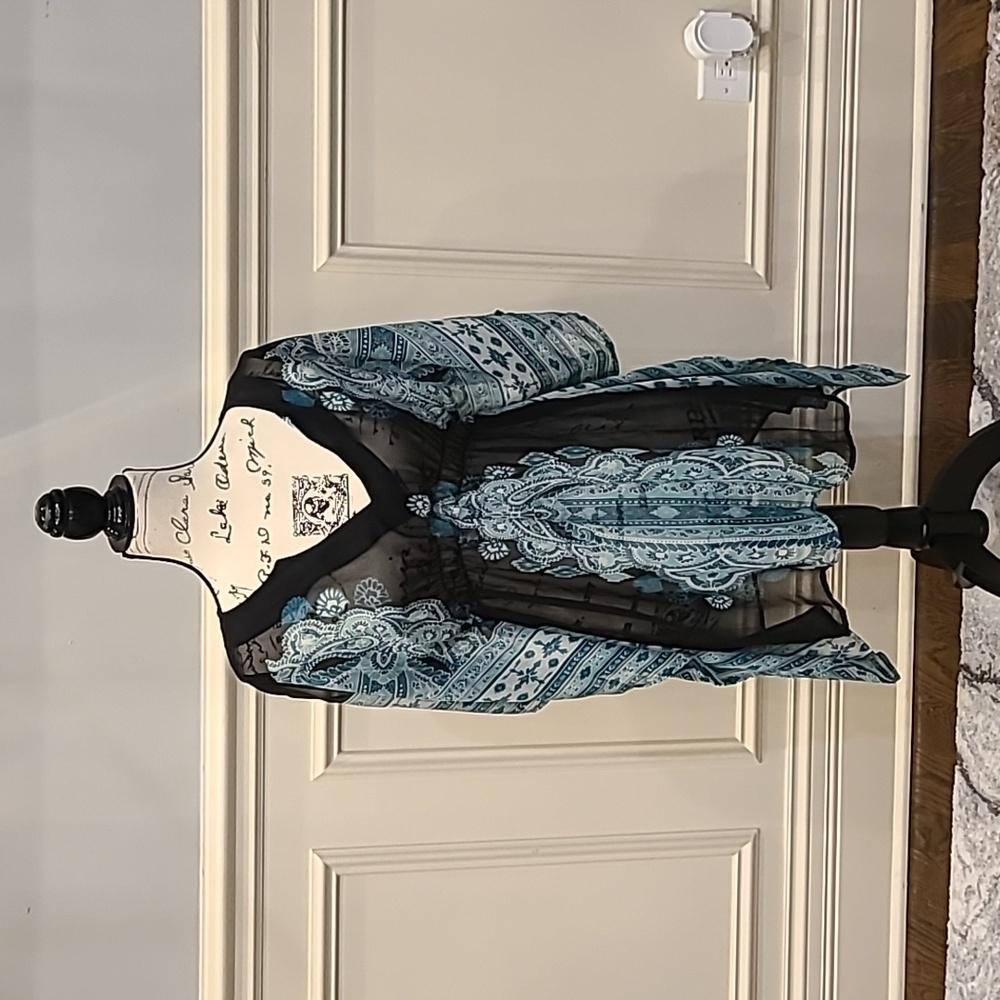 Black and Blue sheer tunic by: Tramp(used)